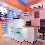 Hotel Classic-Hazrat Nizamuddin Railway Station