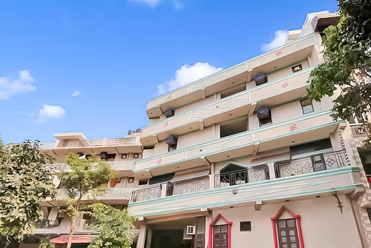 Classic-hazrat Nizamuddin Railway Station Hotel 3*